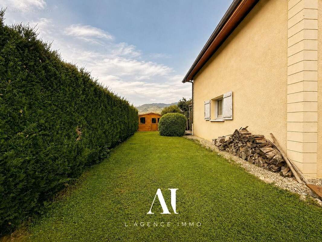 Maison à VESANCY