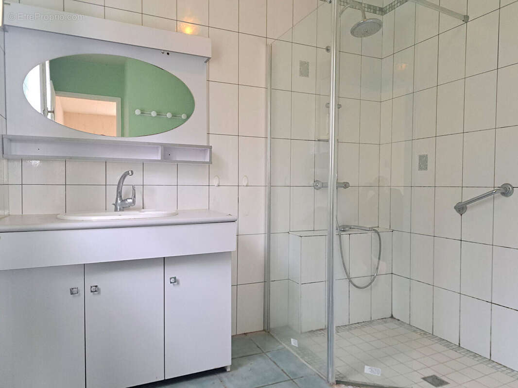 Maison à CHATELLERAULT