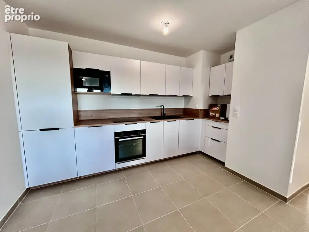Bel Appartement 3 pièces récent en rdc vendu loué - photo 3