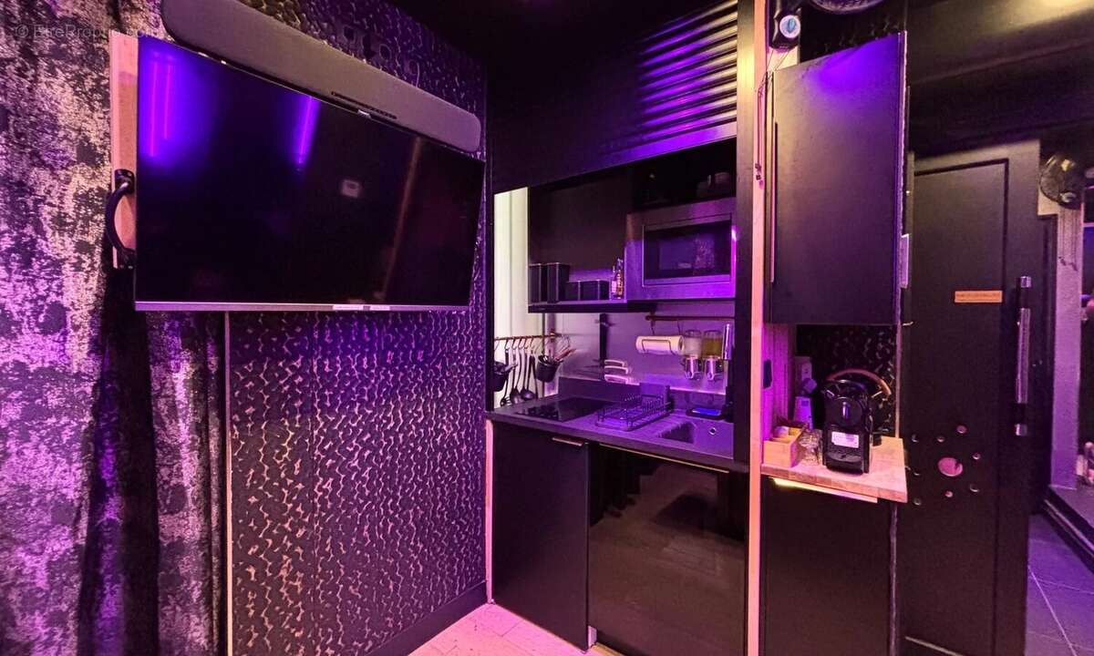 Le Cannet - Studio aménagé en loveroom - idéal investisseur - photo 4