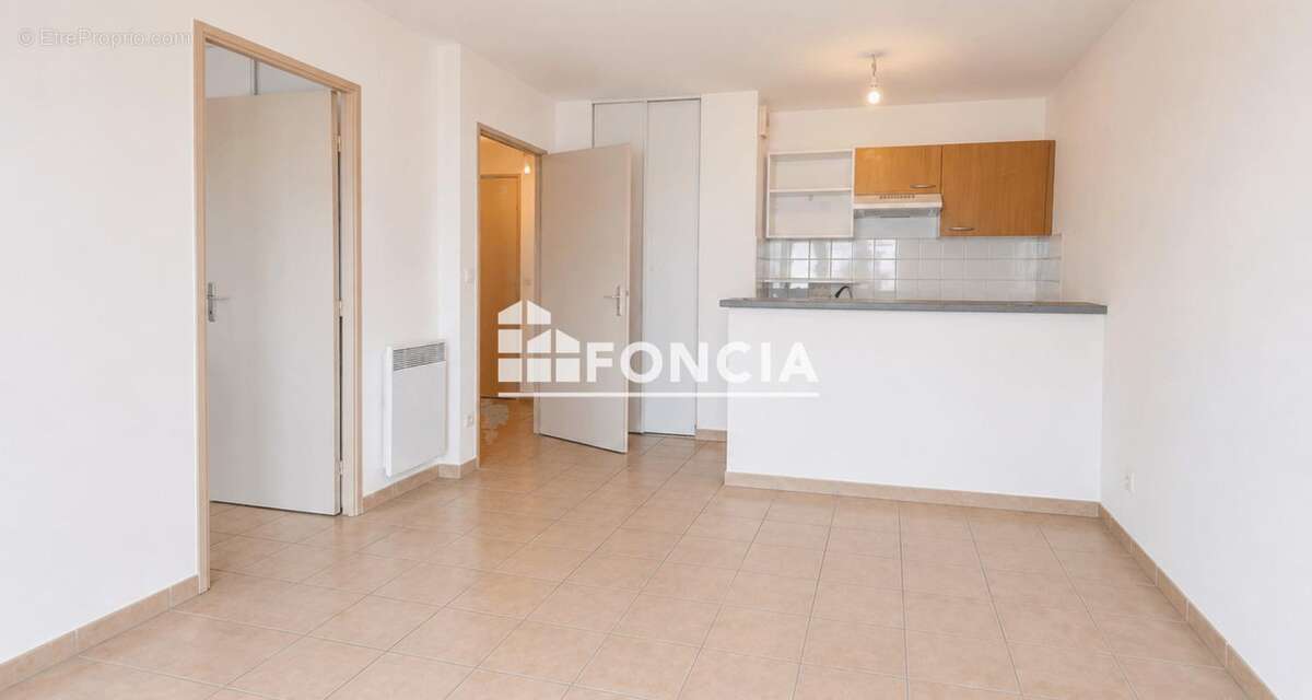 Appartement à LE PONTET