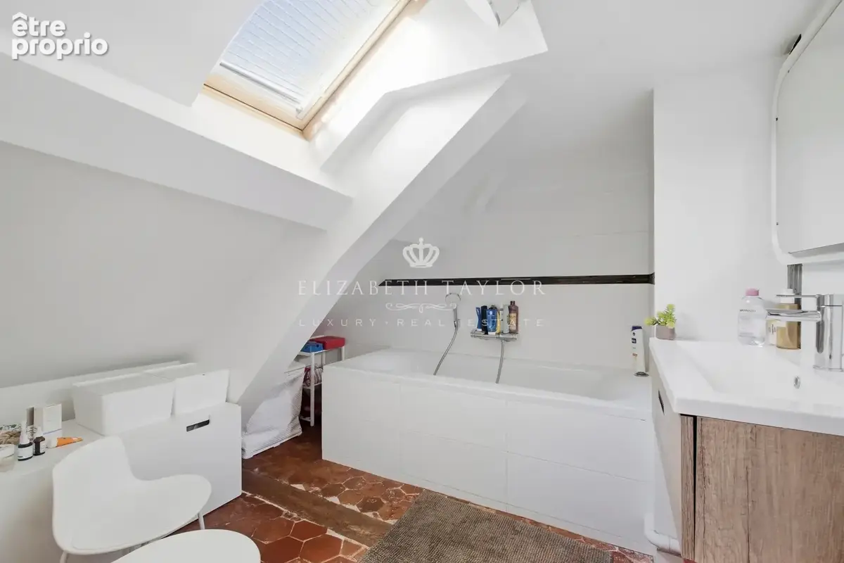 Maison familiale de 130 m2 avec jardin centre de Saint-Germain-en-Laye - photo 17