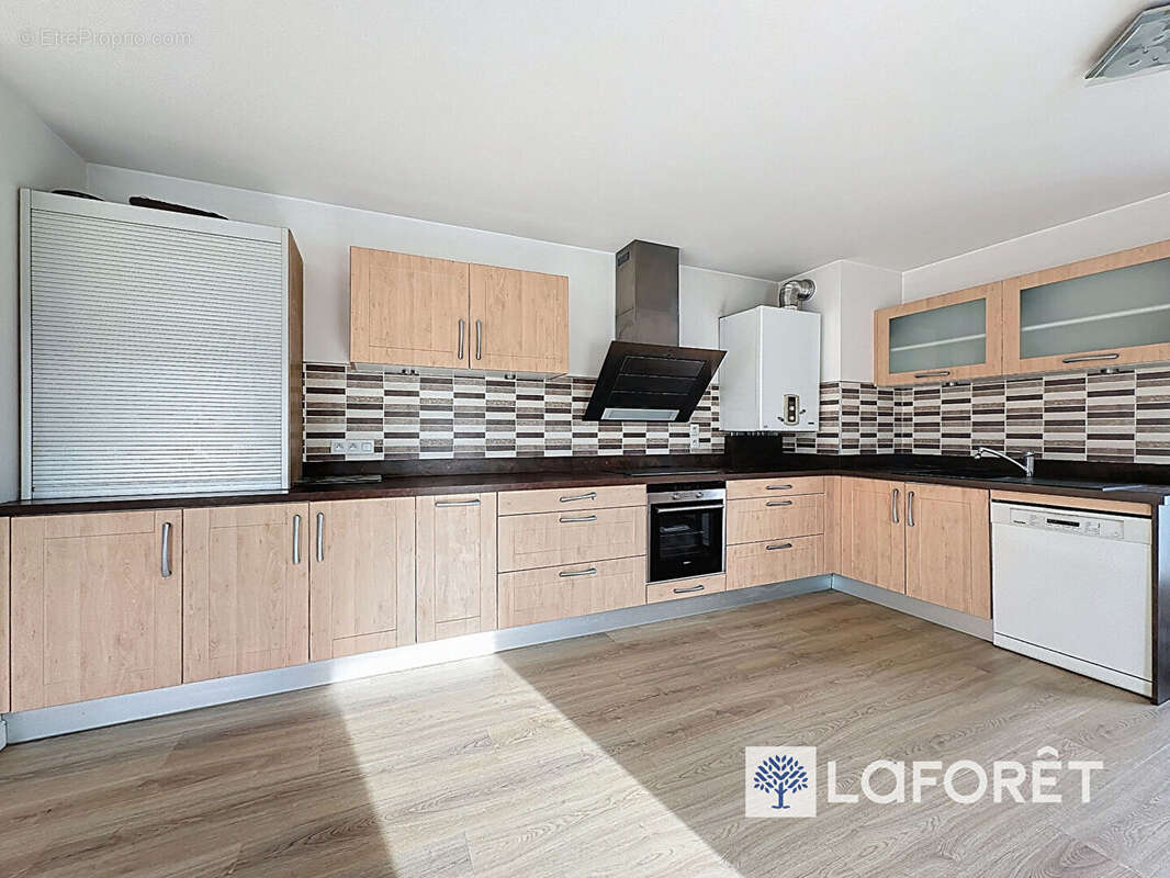 Appartement à LYON-9E