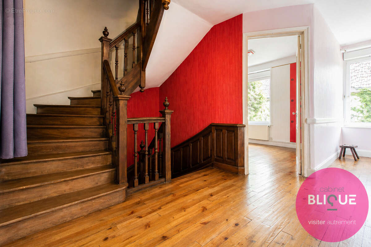 Maison à DOMEVRE-SUR-VEZOUZE