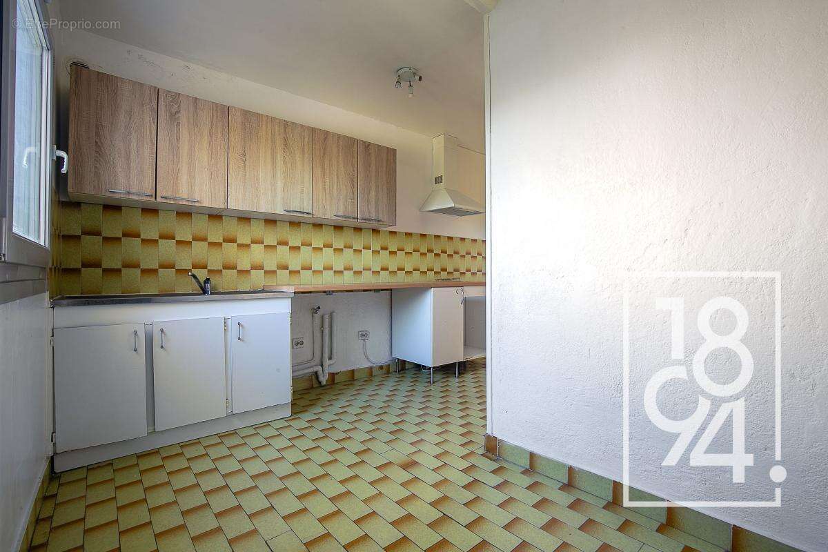 Appartement à SALON-DE-PROVENCE