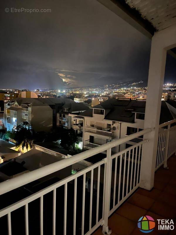 Appartement à SAINT-DENIS