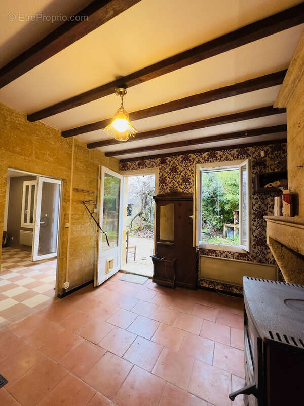 Maison à SAINT-GENES-DE-CASTILLON