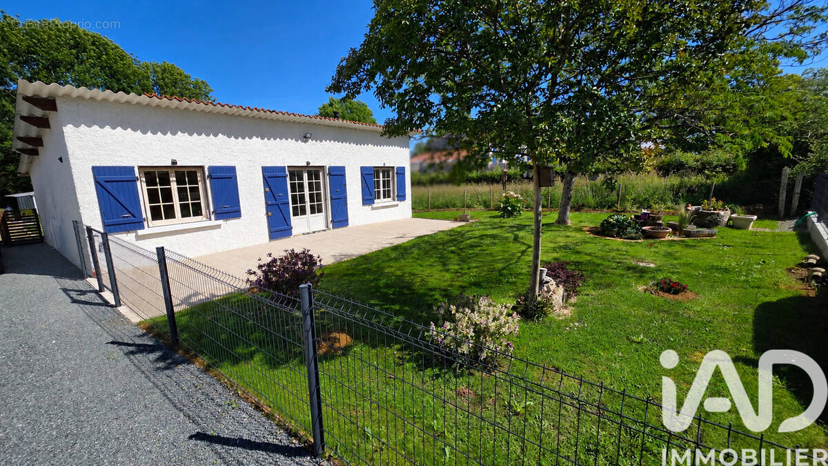 Photo 1 - Maison à MERVENT