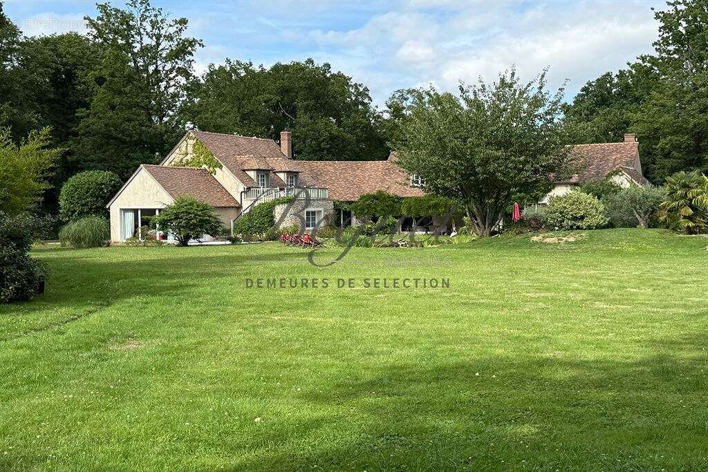 Maison à MONTFORT-L'AMAURY