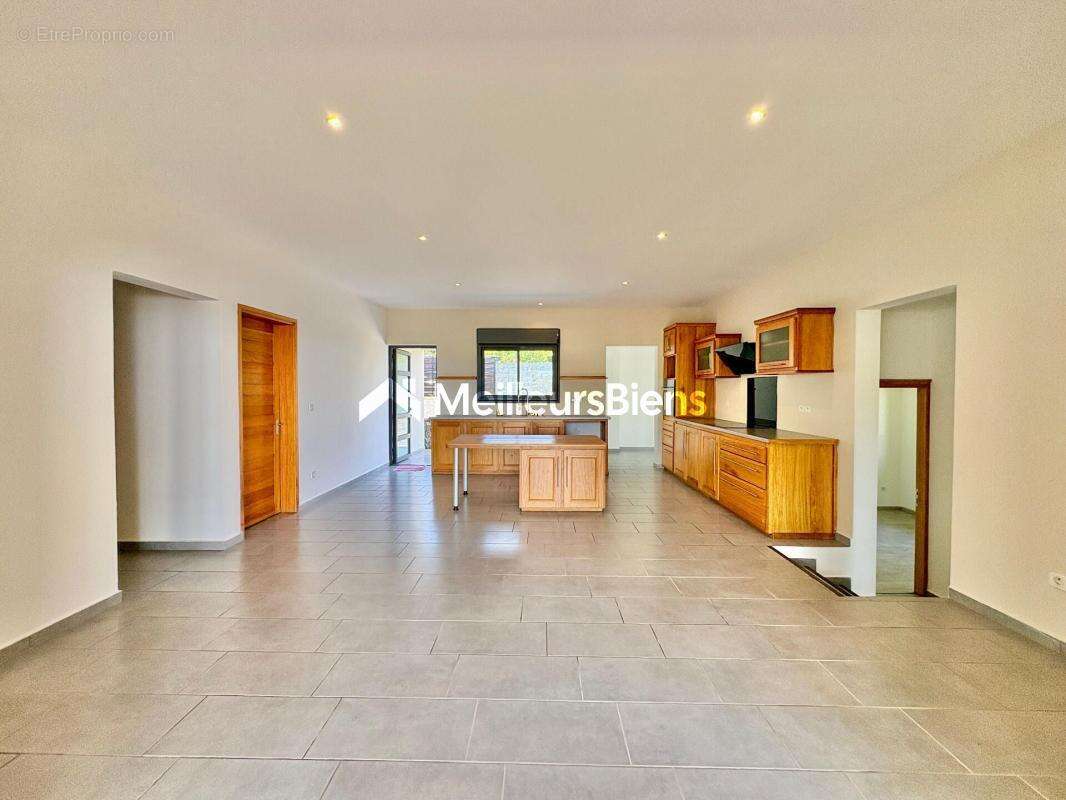 Maison à SAINT-JOSEPH