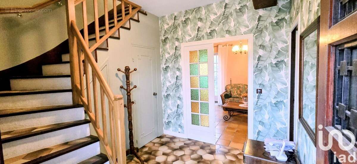 Photo 4 - Maison à LA CHAPELLE-SAINT-MESMIN