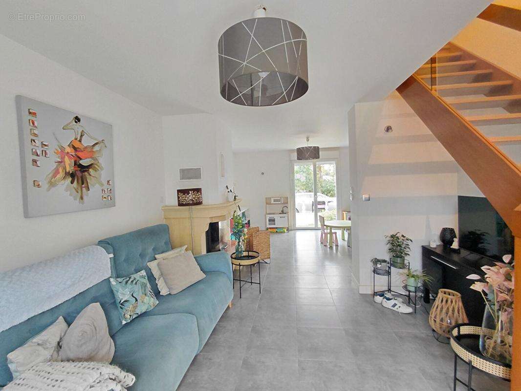 Maison à LE CELLIER