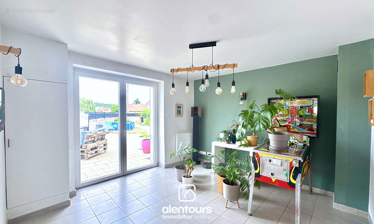 Maison Jeandelaincourt 6 pièce(s) 198 m2 - photo 4