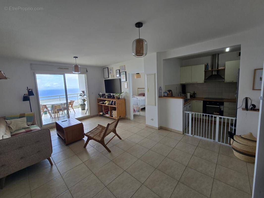 Appartement à SAINT-DENIS