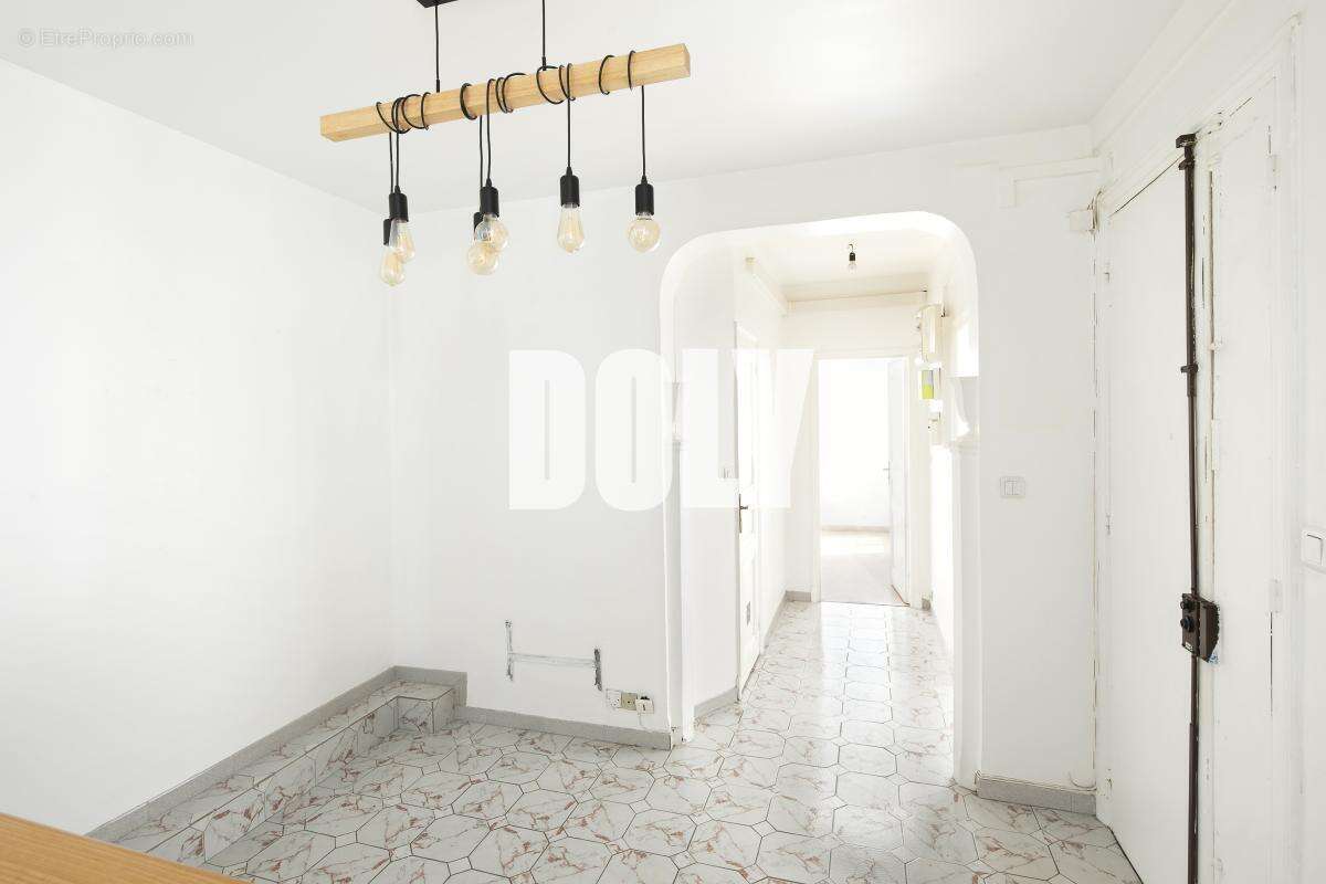 Appartement à PARIS-20E