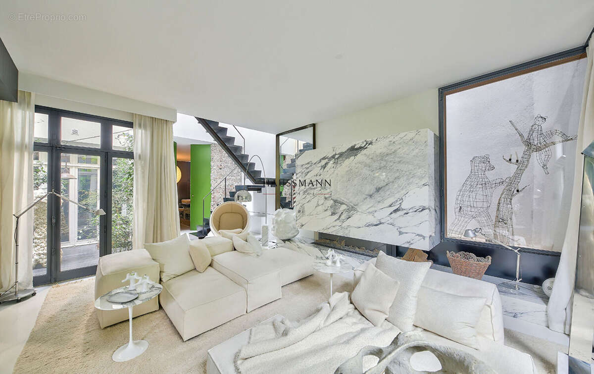 Appartement à PARIS-18E