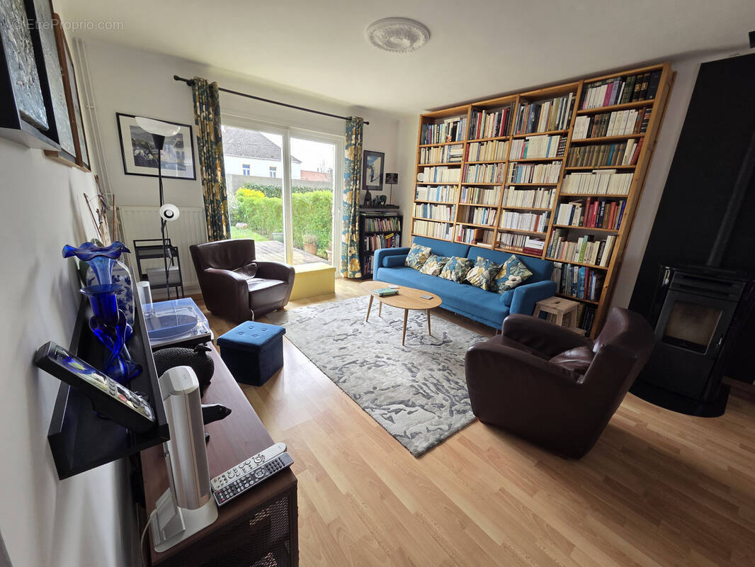 Maison à SAINT-MARTIN-BOULOGNE