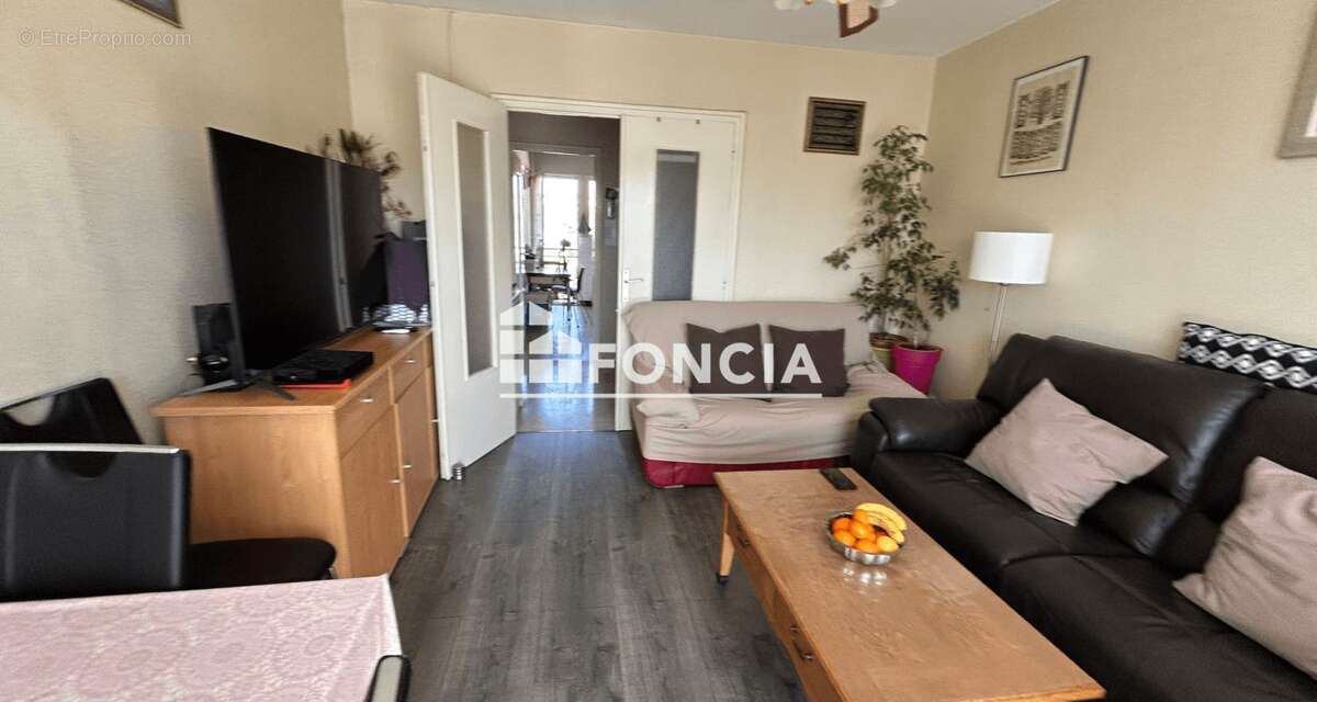 Appartement à SAINT-ETIENNE