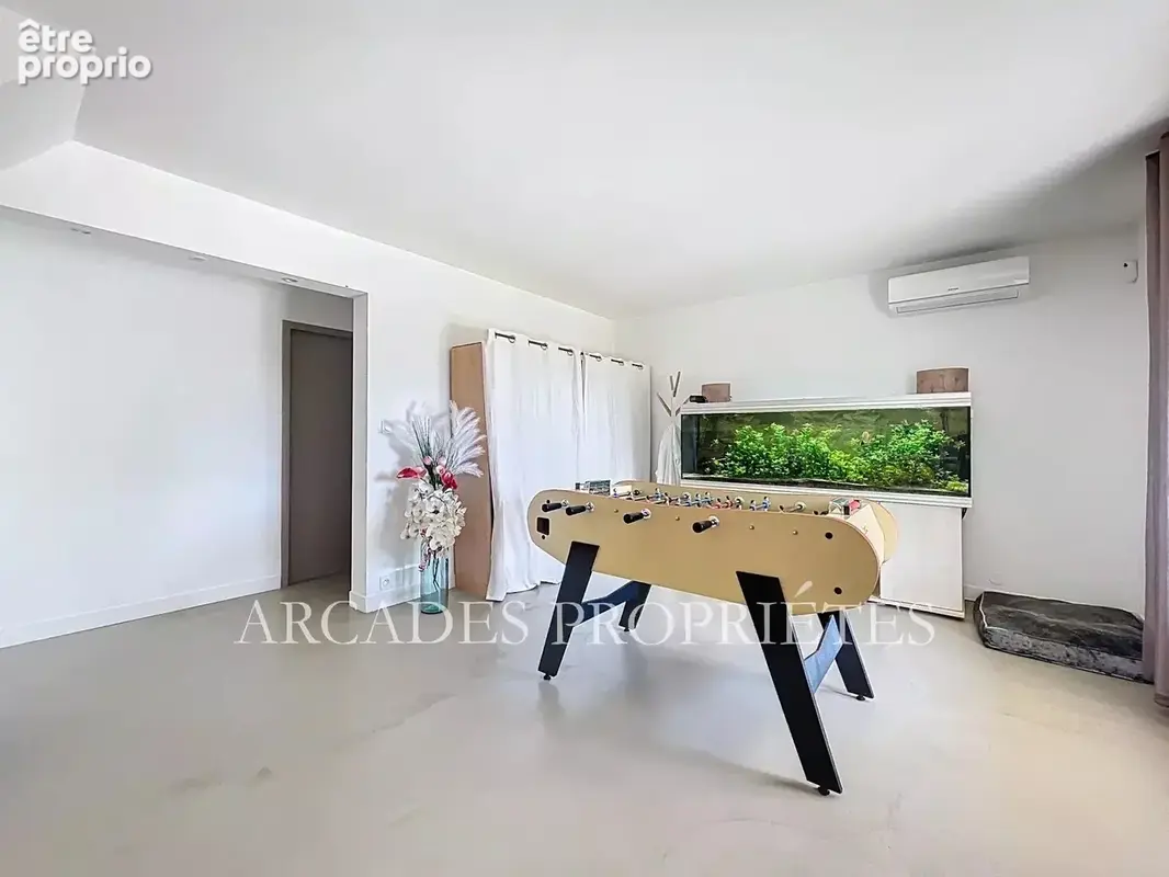 PROPRIETE Grande MAISON sur terrain paysagé - photo 6