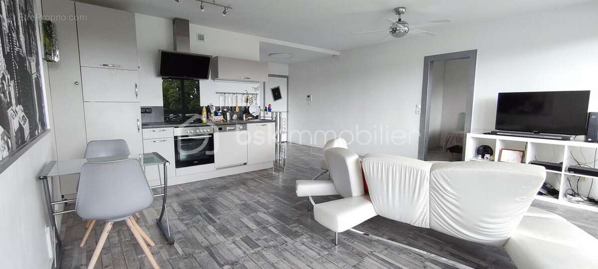 T2 lumineux de 51 m² avec balcon, parking et cave – Metz Pontiffroy - photo 4