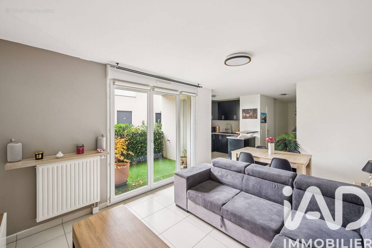 Photo 1 - Appartement à ELANCOURT