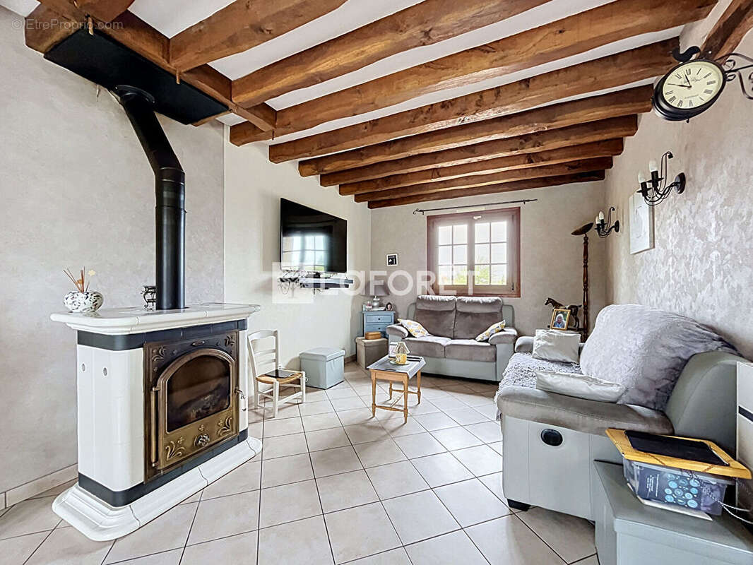 Maison à AILLY