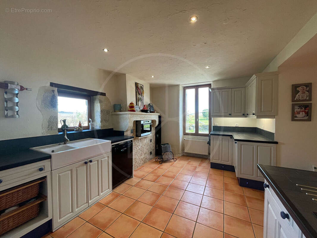 Maison à SAUVETERRE-DE-GUYENNE