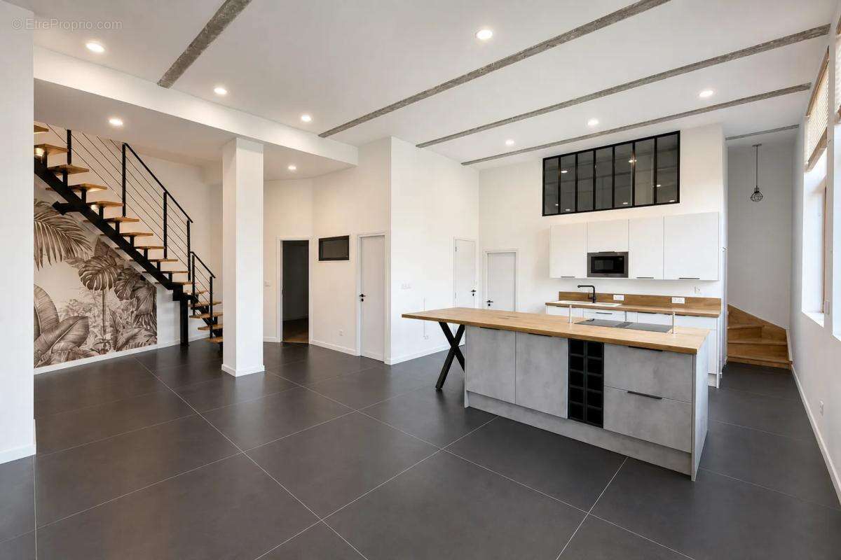 Loft de 7 pièces de 153 m² situé à Tourcoing - photo 6