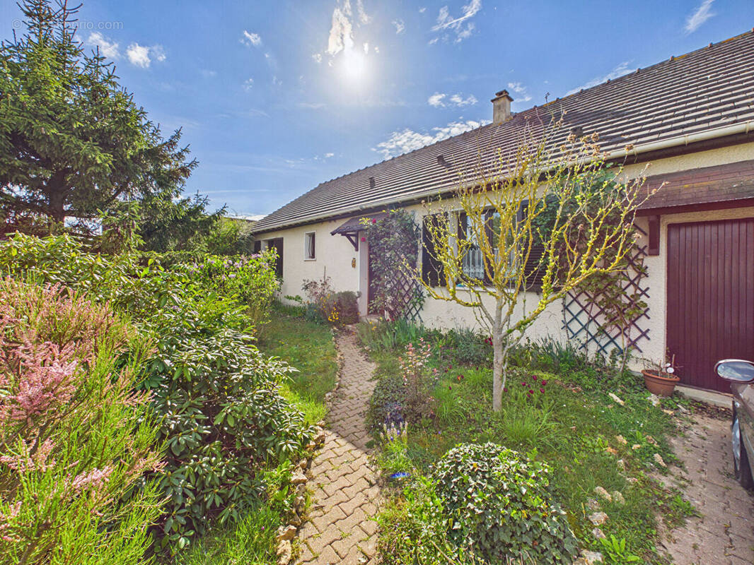 Maison à NOGENT-LE-ROI