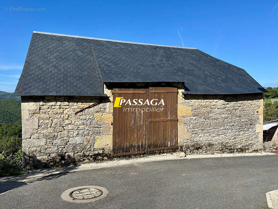 Maison à PIERREFICHE