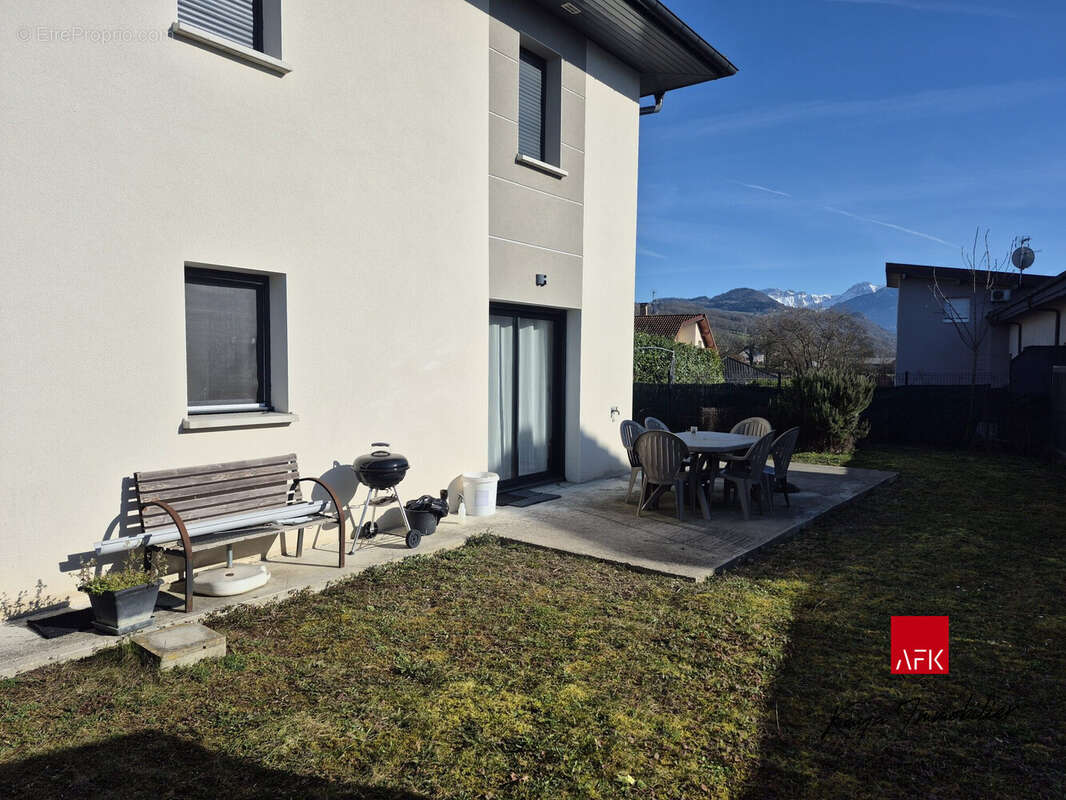 Maison à CONTAMINE-SUR-ARVE