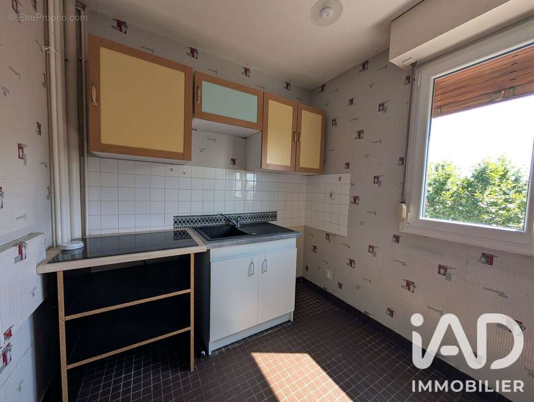 Appartement 43 m² à Auxerre  - photo 3