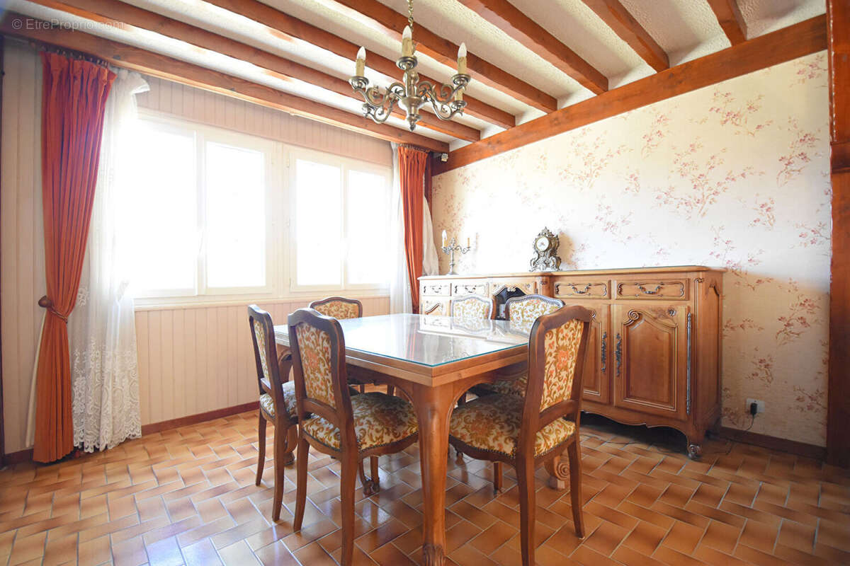 Maison à ORRY-LA-VILLE