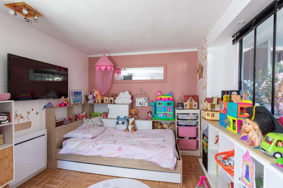 Maison à LES MUREAUX