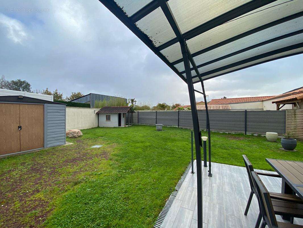 Maison à SAINTE-PAZANNE