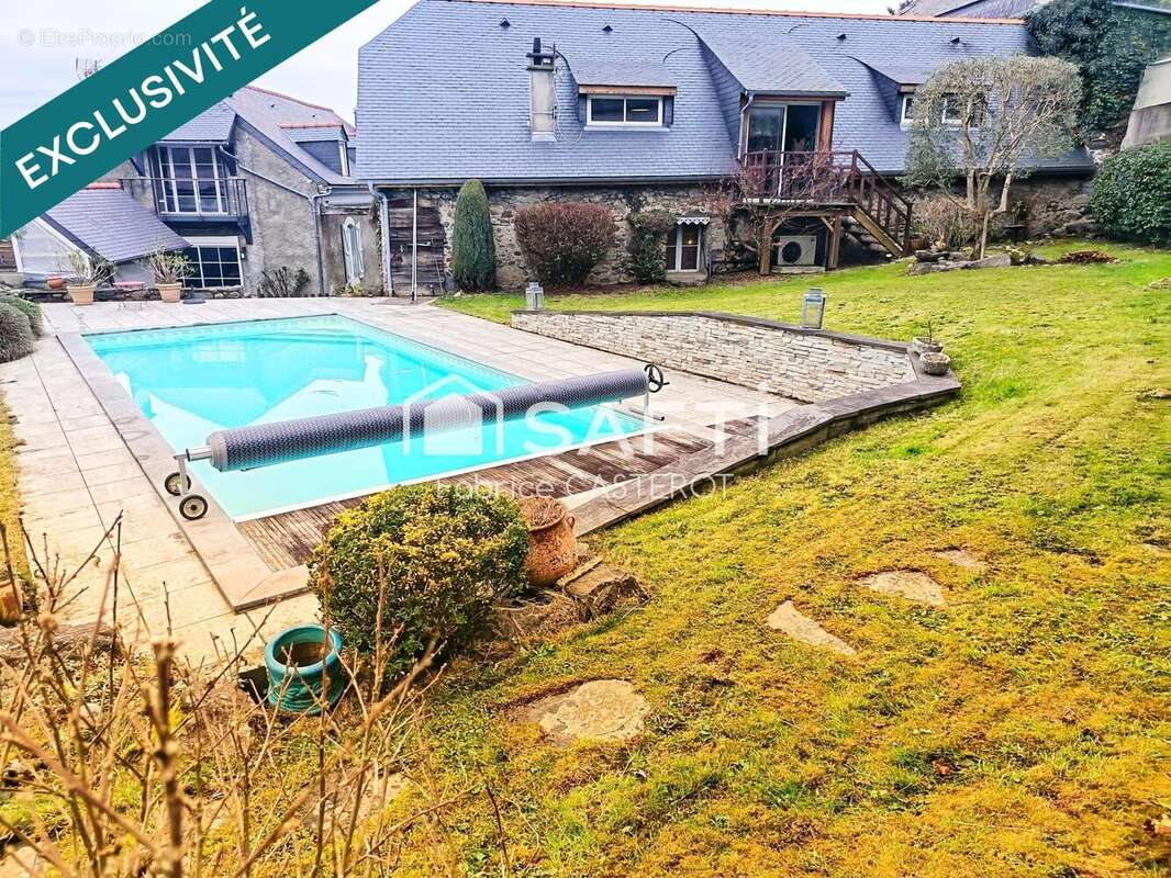 Photo 2 - Maison à POUEYFERRE