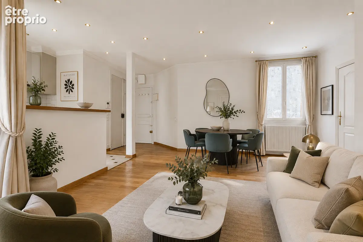 Appartement à PARIS-17E