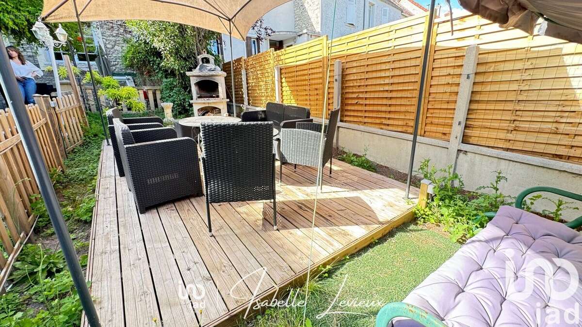 Photo 2 - Maison à JUZIERS