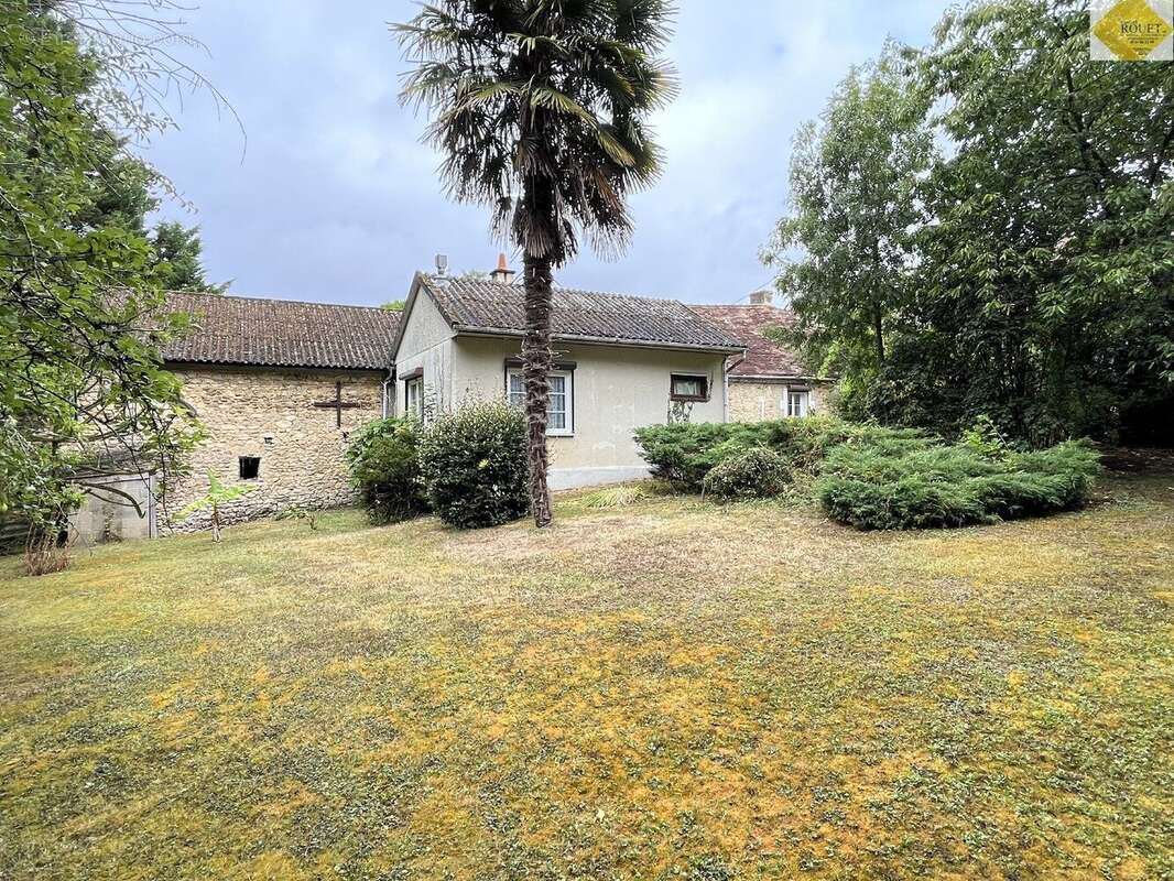 Maison à SAINT-PIERRE-DE-MAILLE