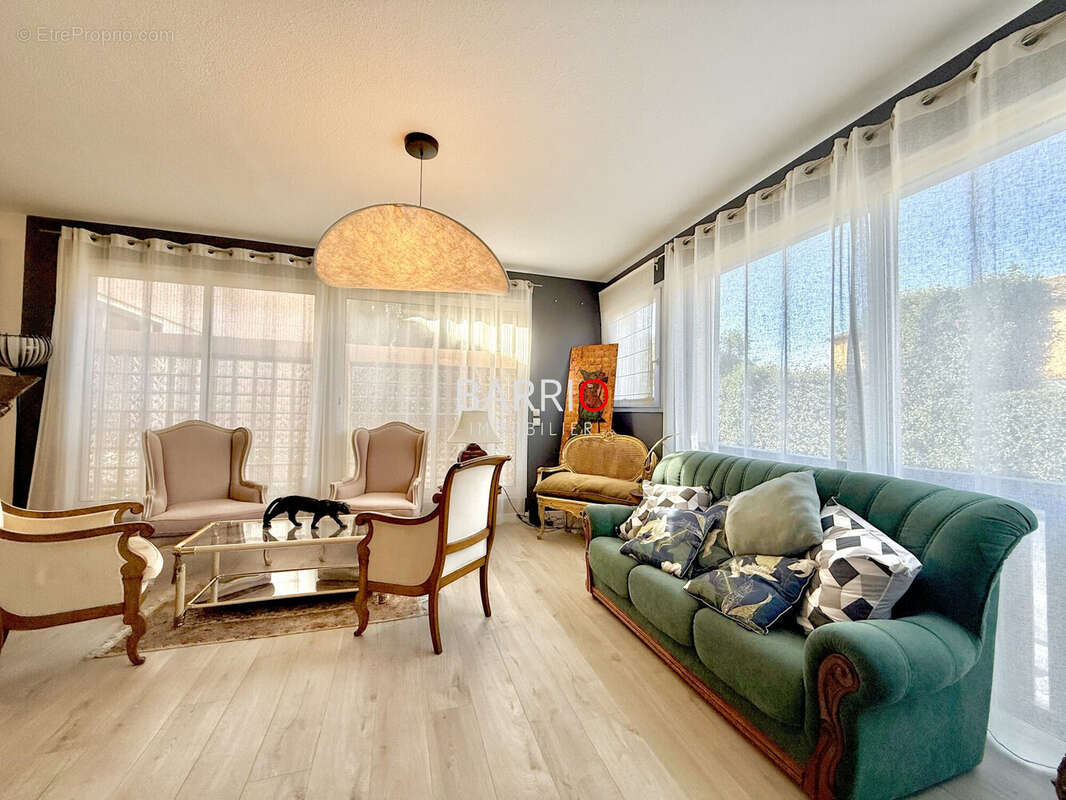 Appartement à SAINT-CYPRIEN