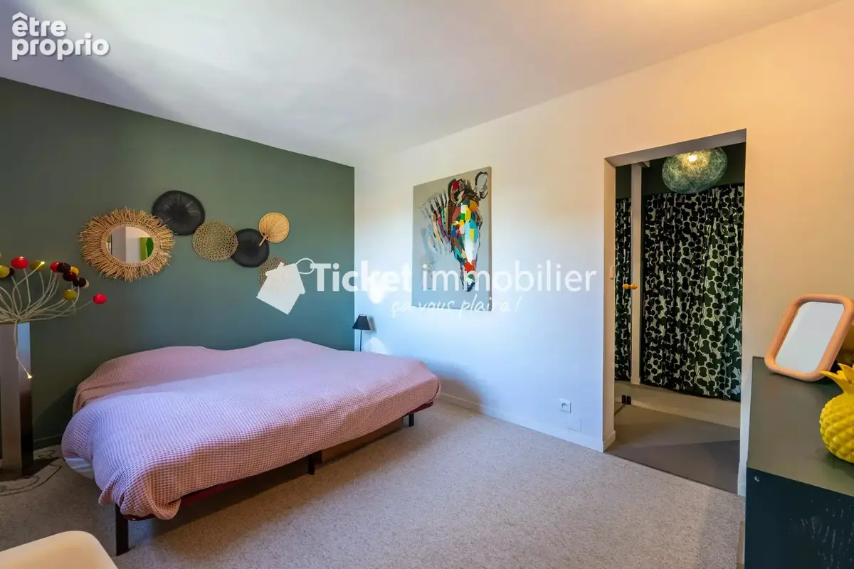 Villa 7 pièces de 304,16m2 avec piscine, carport hors couloir aérien - photo 19