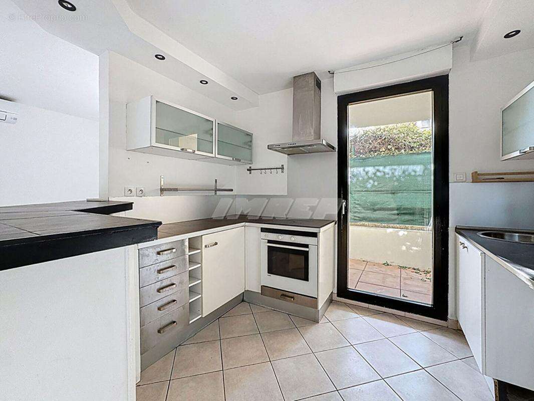 Appartement à MARSEILLE-9E