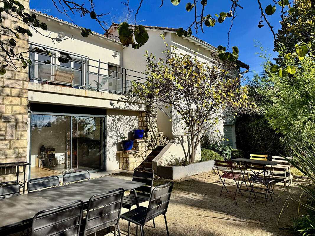 Maison à VILLENEUVE-LES-AVIGNON