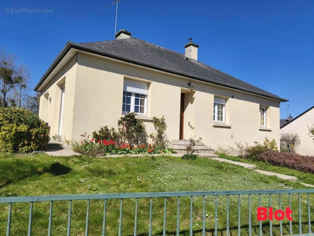 Maison à BALAZE