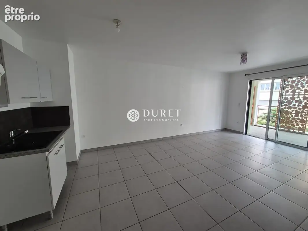 Appartement 3 pièces 61 m² à vendre à La Roche-Sur-Yon (85000) - photo 3