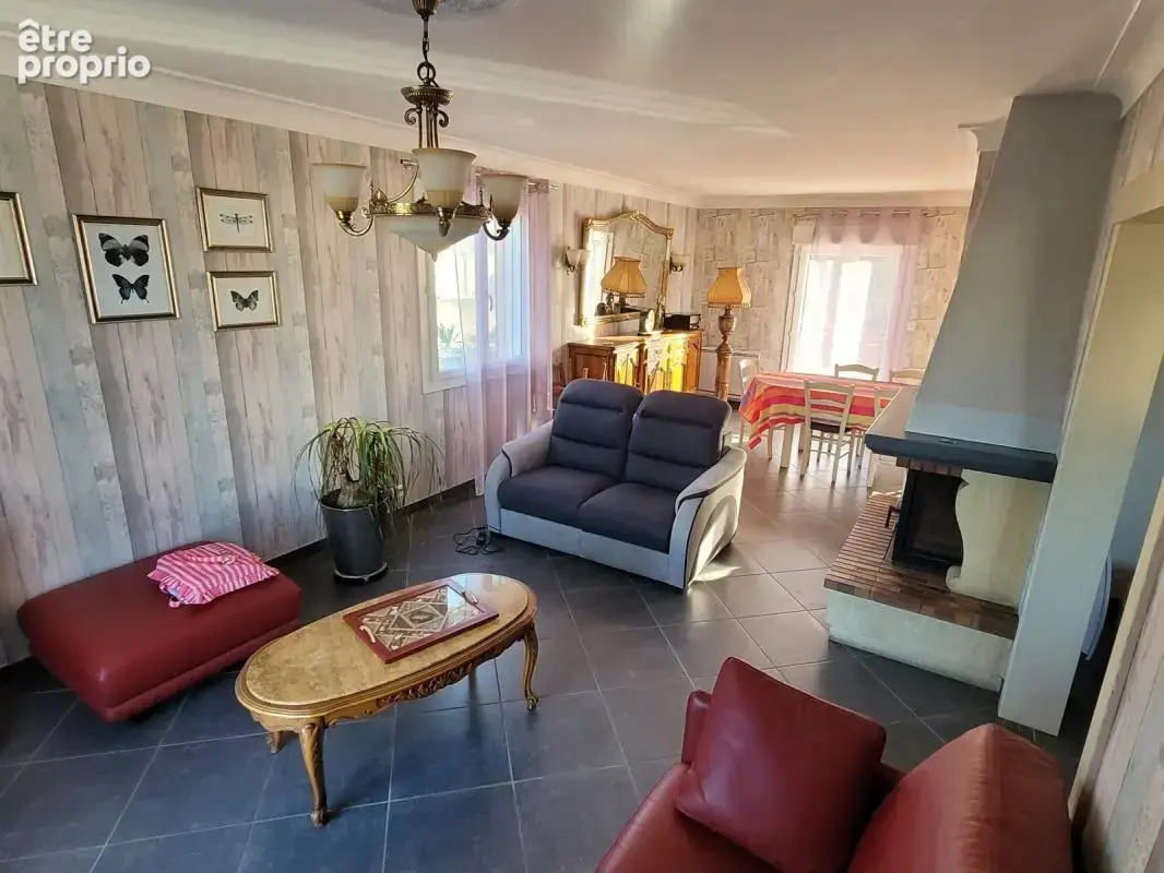 Maison de bourg 3 Chs, 1 Bureau, sur sous-sol complet, cave - photo 5