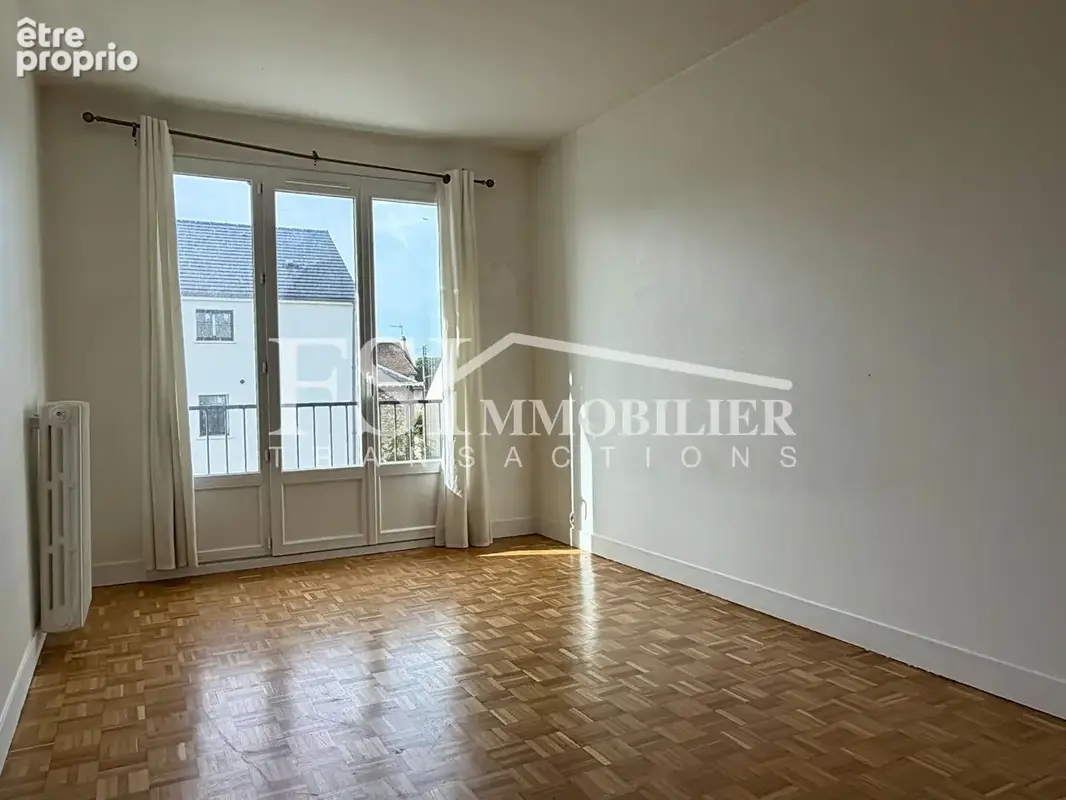 Appartement Beauchamp 2 pièces 55 m2  + box - Centre-ville - photo 2