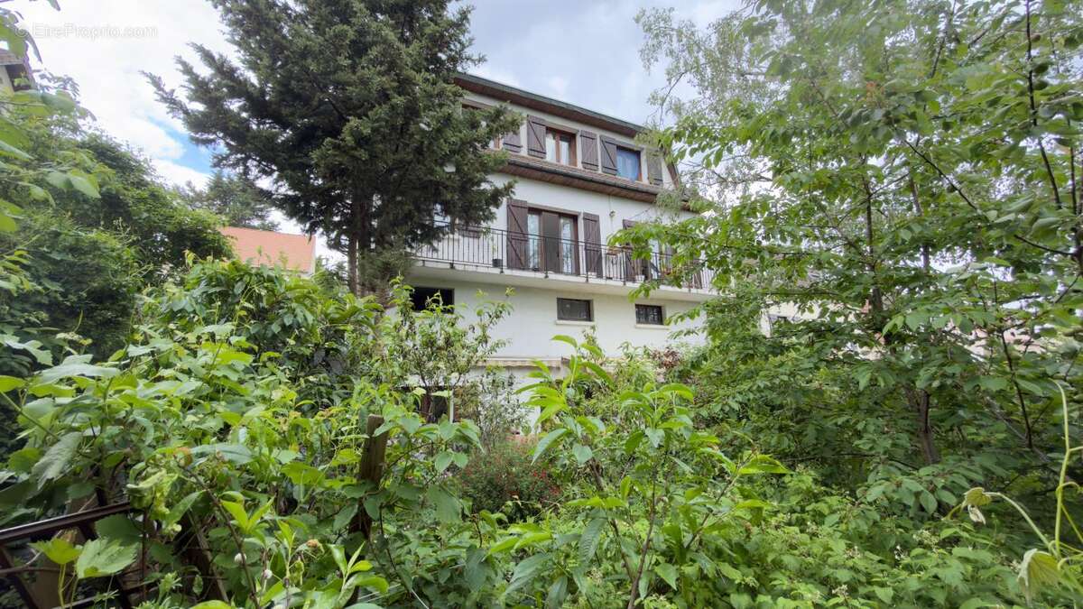 Maison à NEUILLY-PLAISANCE