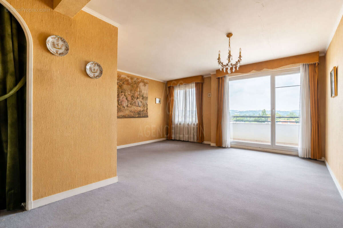 Appartement Le Vésinet 5 pièce(s) 82 m2 - photo 9