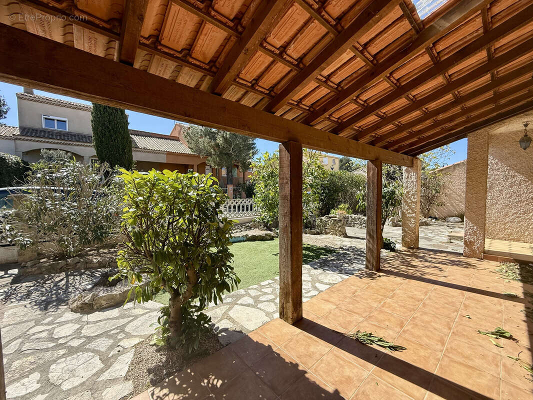 Maison à CARNOUX-EN-PROVENCE